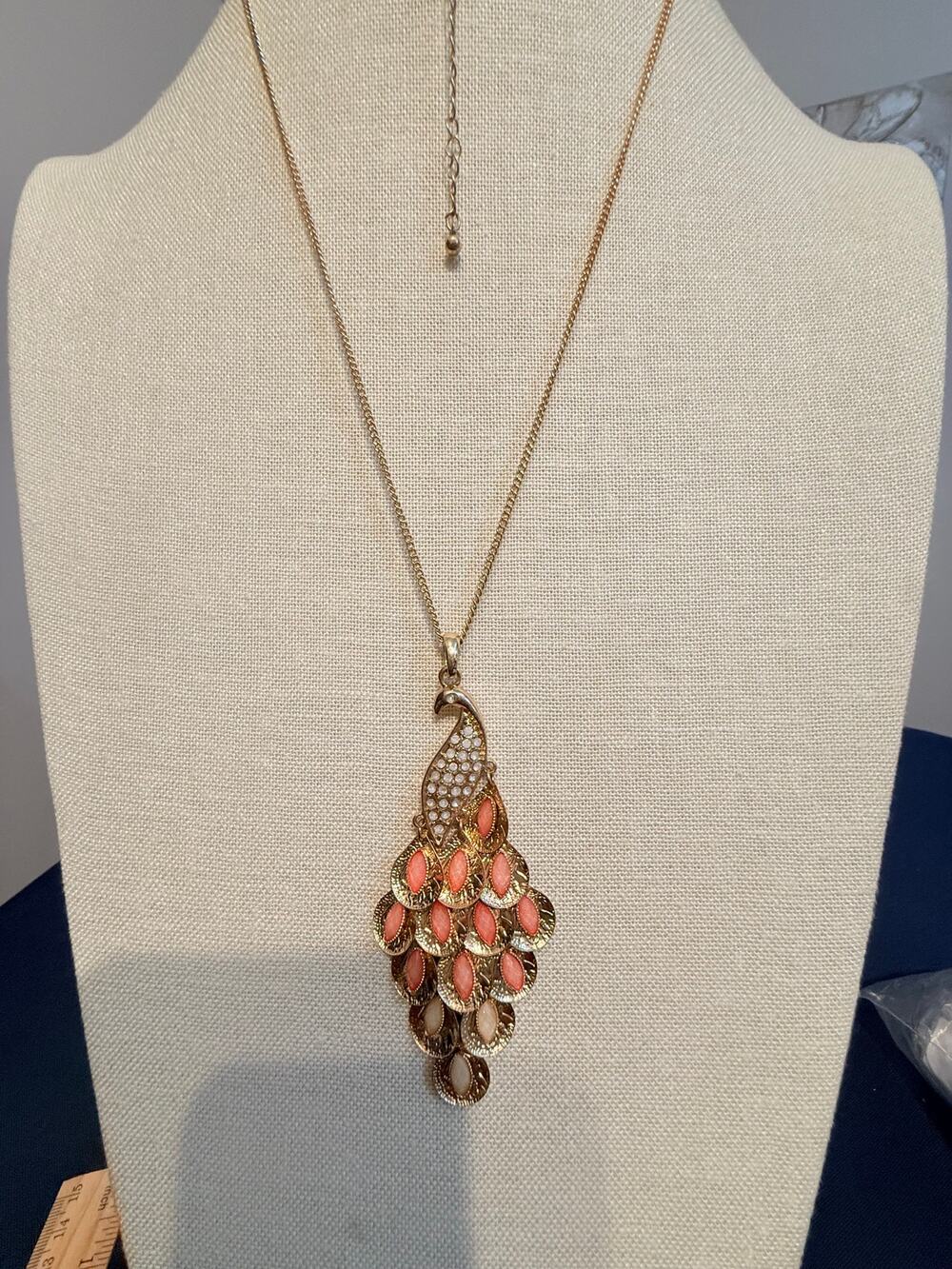 Vintage NOS Peacock Pendant Necklace 34”